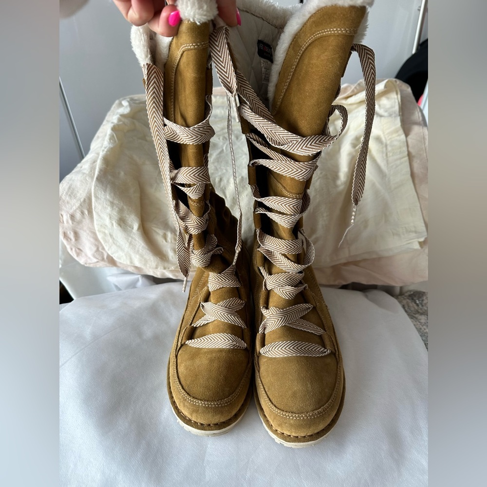 NorthFace Knee High Suede Boots sz of 9.5